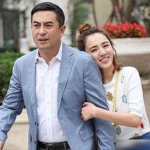 张嘉译三任妻子照片,三位妻子风采各异