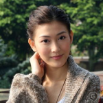 演员李彩桦的个人资料,从影视新星到时尚达人，她的蜕变之路